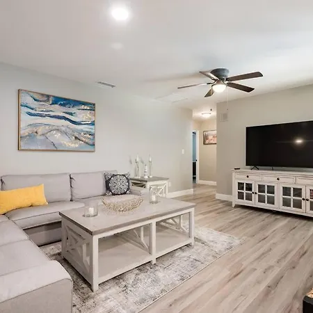 Elegant Heated Pool Home 12 Minutes To The Beaches Of Anna Maria Island And Img Academy